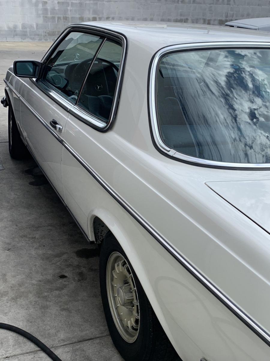 Детали экстерьера Mercedes-Benz 280 CE (C123) 1978 года  (EU) (фото 28 из 133)